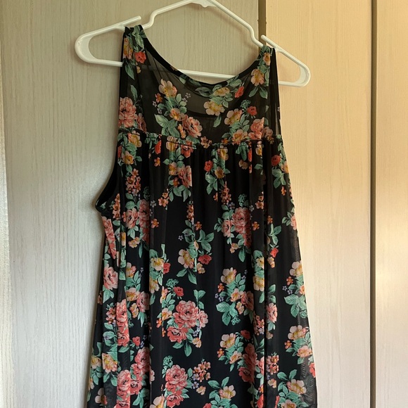 Bobbie Brooks 1X sleeveless top - Picture 2 of 4